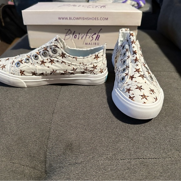 Women’s Blowfish Malibu Shoes - Picture 6 of 11